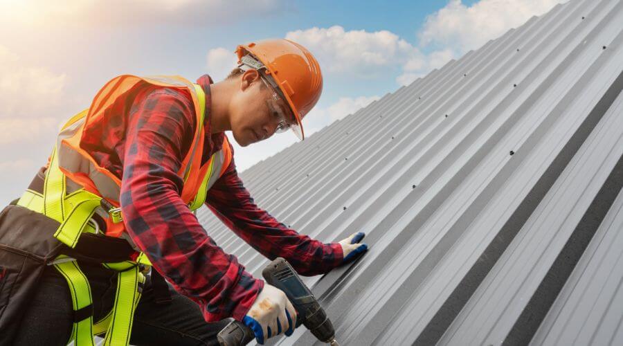 GAF certified roofer in Melvin, IL